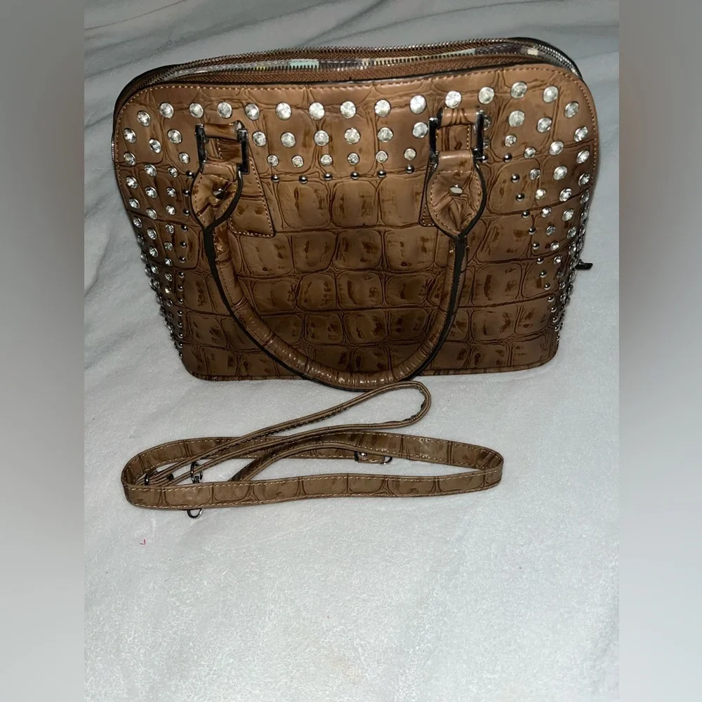 Large purse with bling and shoulder strap new without tag - Picture 1 of 5